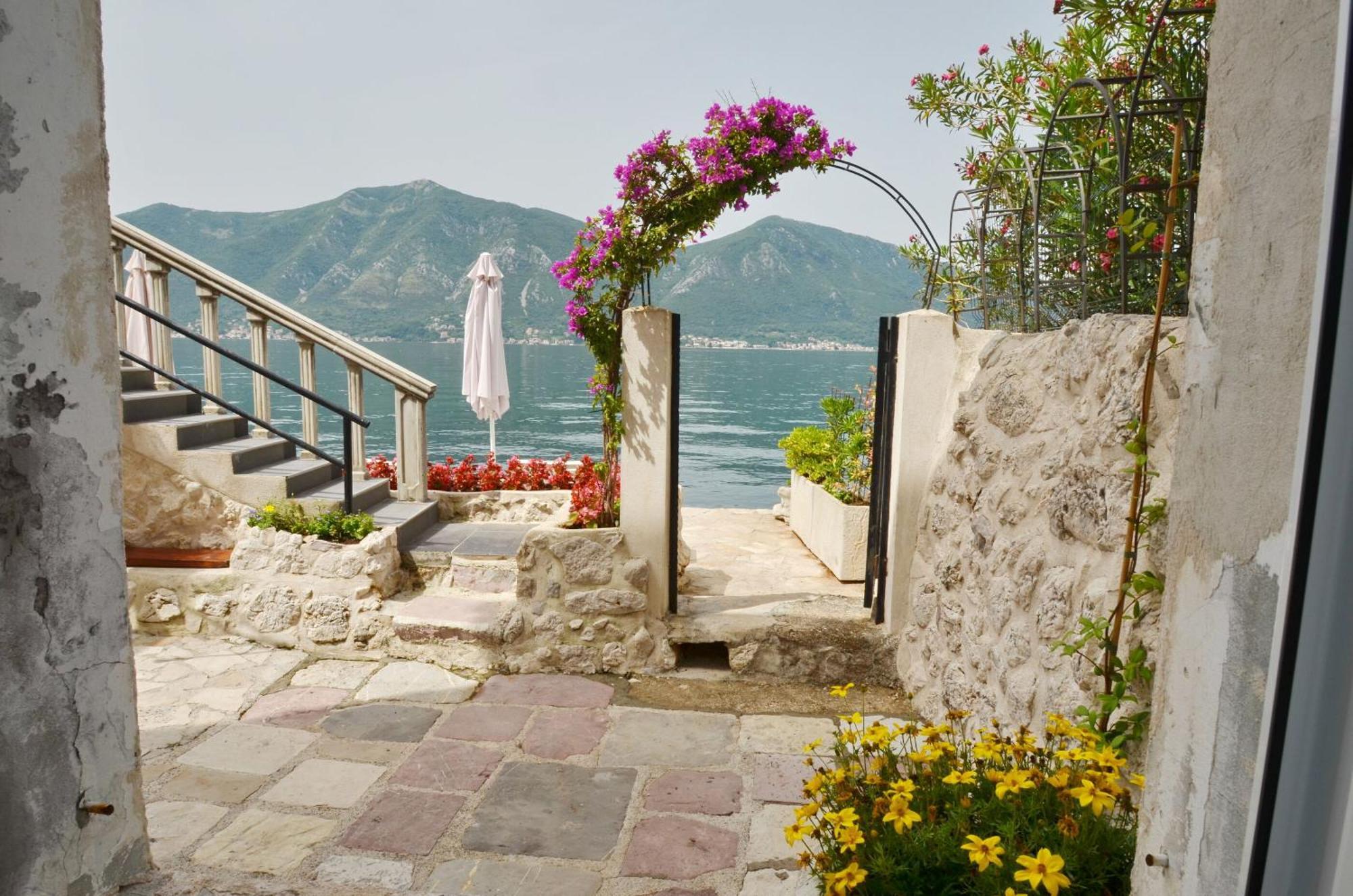Apartments Mir I Dobro Kotor Exterior foto